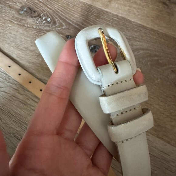 Nordstrom made in the USA Italian Calfskin Beige Cream‎ Leather Belt!